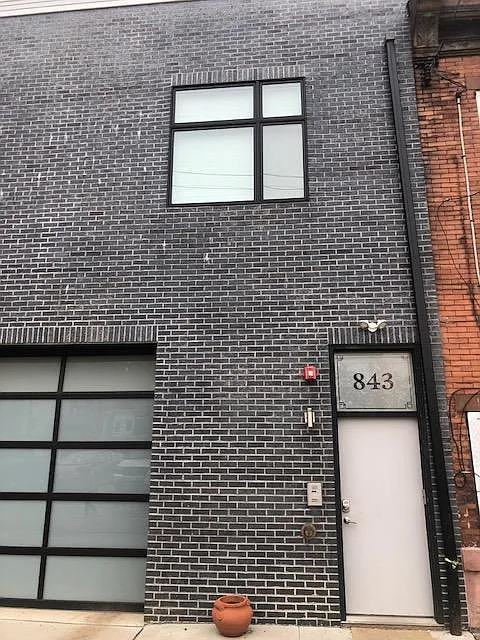 843 Cameron St #2F