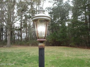 128 Ed Sawyer Ln SE, Maple, NC 27956