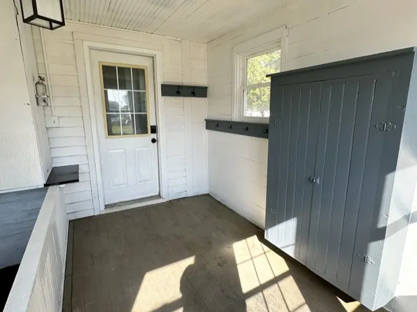 653 W Main St, Mondovi, WI 54755