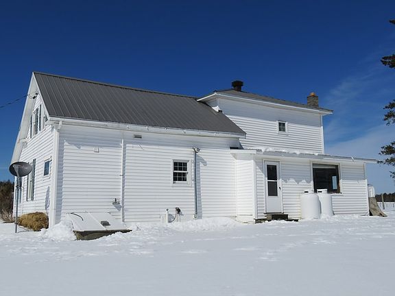 3rd image of 642 County Route 50