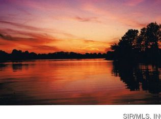 351 Wanda Dr, Edwardsville, IL 62025