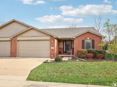 1876 Winding Meadows Dr, Monroe, MI, 48162