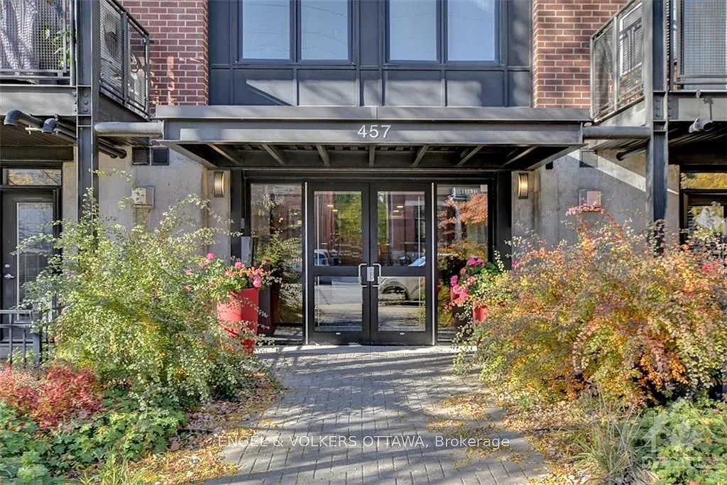 2 bed, $2,850 — Photo 2