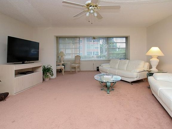 4th image of 6960 20th Ave N APT 101