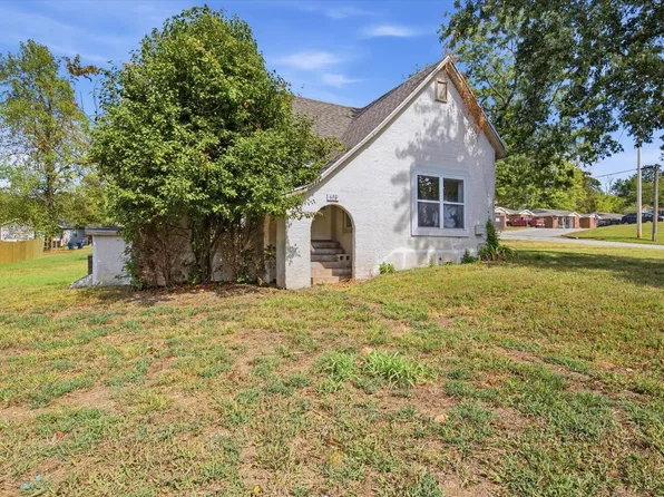 616 E Commercial Street, Mansfield, MO 65704