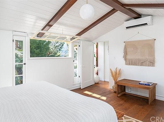 3rd image of 3059 Piedmont Ave