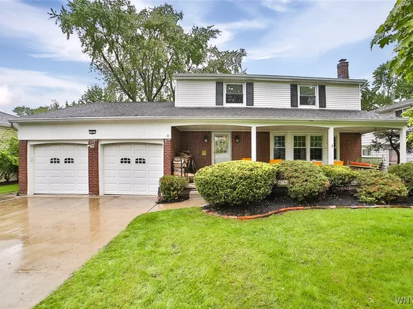 103 Red Oak Dr, Williamsville, NY 14221