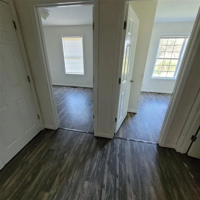 3 bed, 1296 sqft, $1,675 — Photo 3