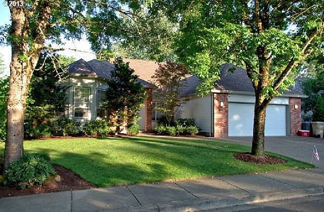 1st image of 28630 SW Sandalwood Dr