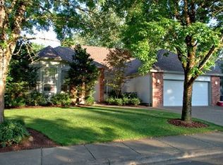 28630 SW Sandalwood Dr, Wilsonville, OR