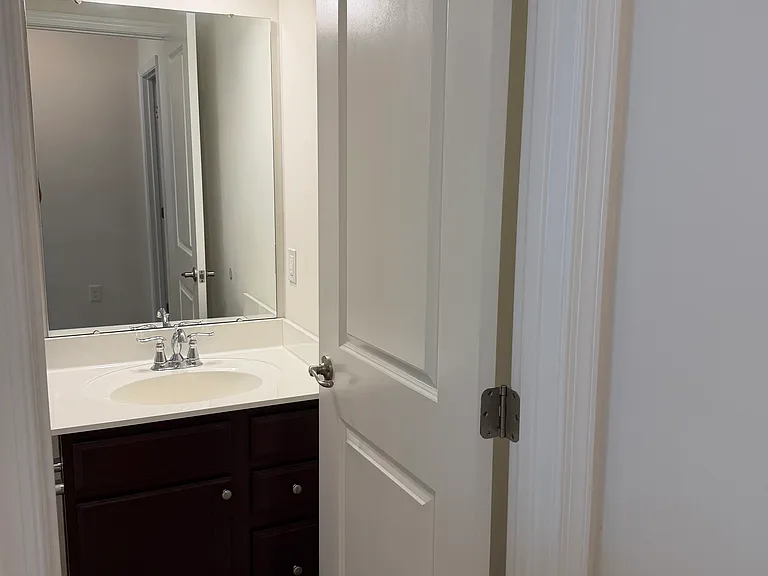 304 Sea Pine Dr — Photo 17