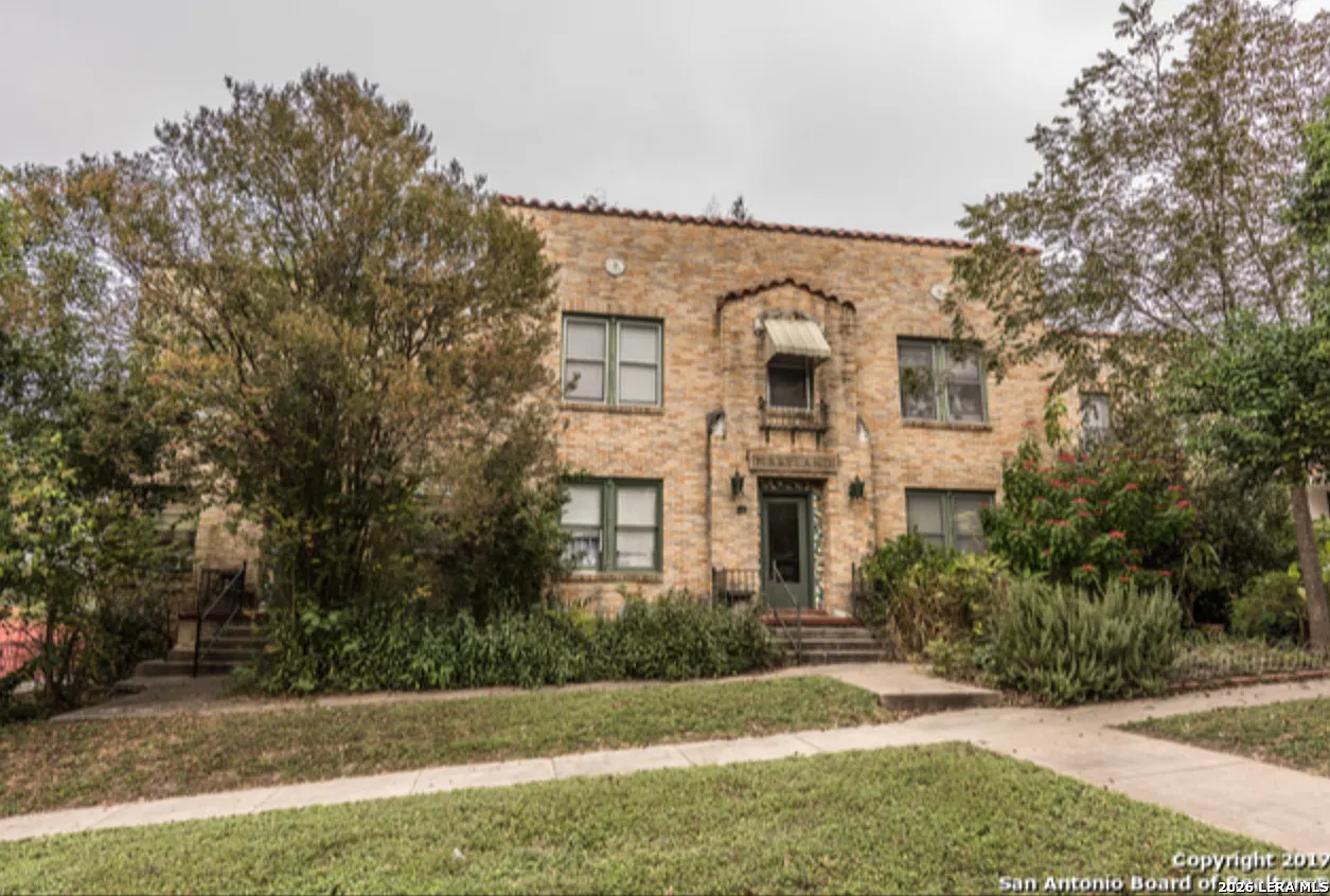 1 bed, 700 sqft, $975 — Photo 1