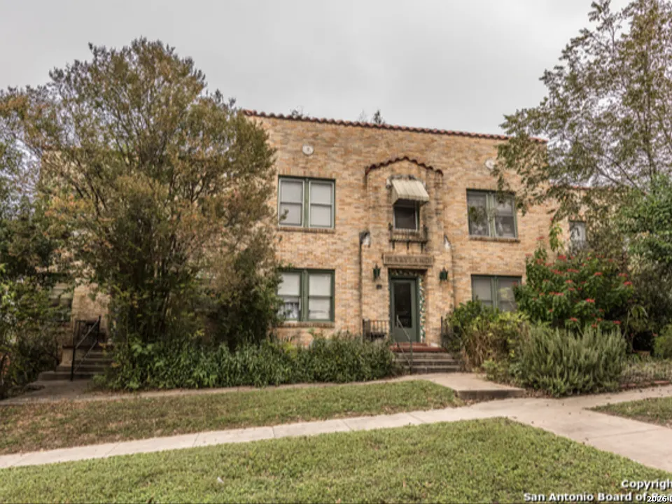 329 W Huisache Ave #1-3-3