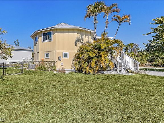 2nd image of 7250 Caloosa Dr