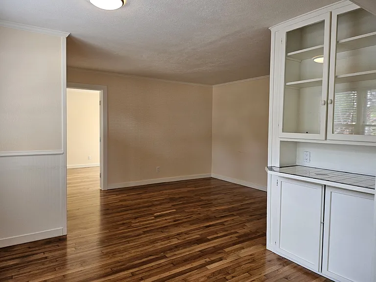 1485 Chanticleer Ave #1485 — Photo 9