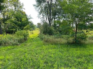 3102 S Sandstone Ct, Green Bay, WI 54313