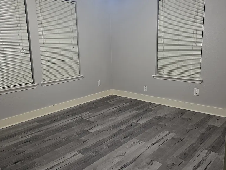 Settlers Lake Cir N — Photo 7