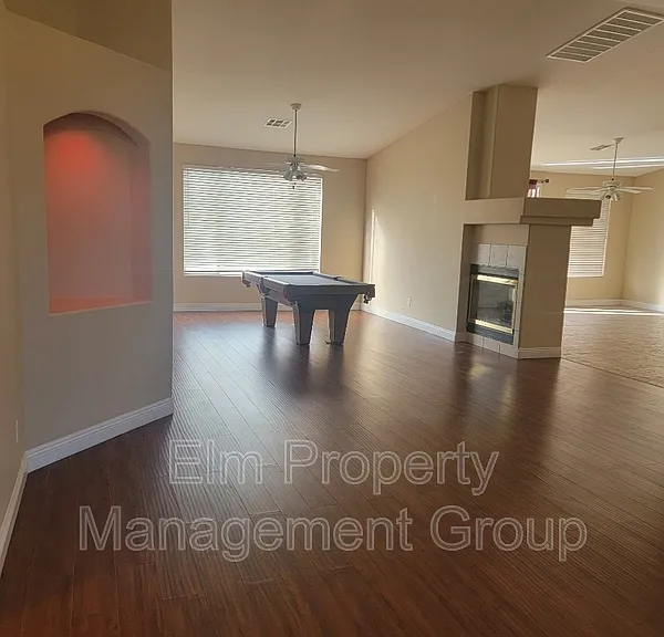 1025 Trophy Club Dr — Photo 2