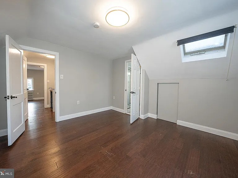 625 Chelten Hills Dr — Photo 44