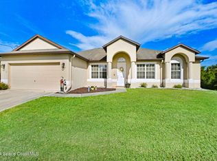 549 Forrest Hills St SW, Palm Bay, FL 32908