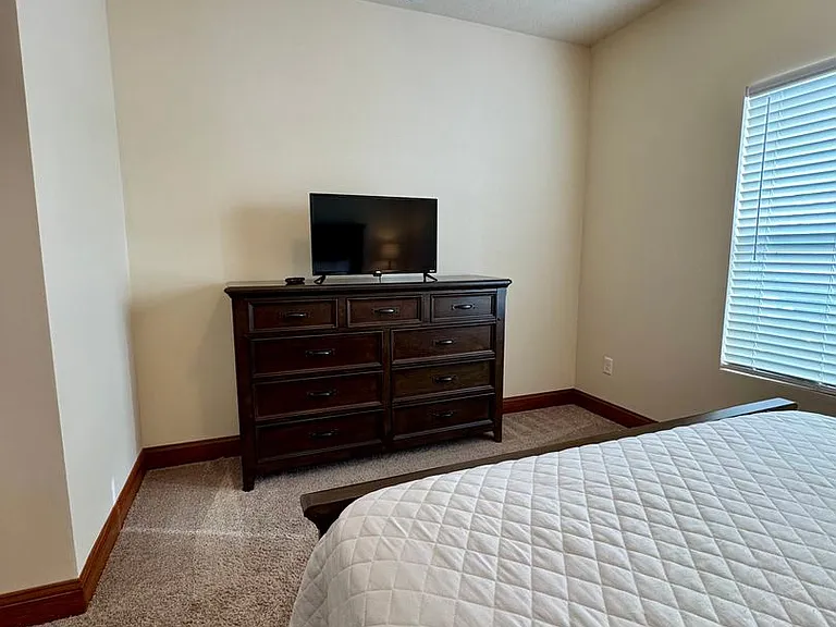 Eagle View Luxury Apartments — Photo 154
