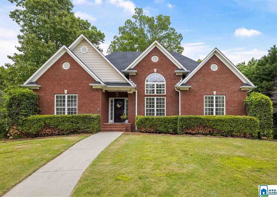 1st image of 3317 Churchill Dr