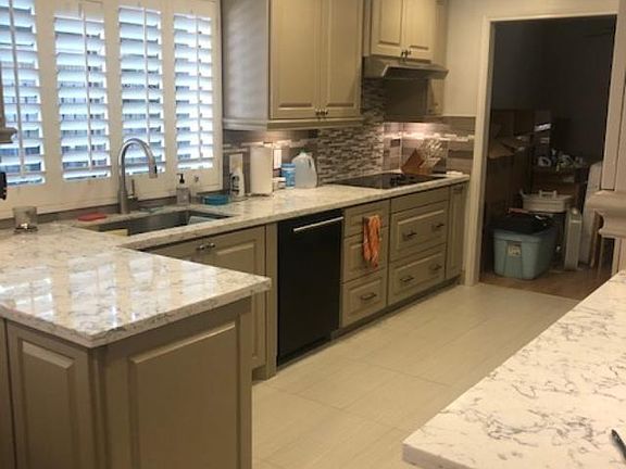 4th image of 3803 Garden Lake Dr
