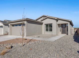 73 Cadena Loop, Los Alamos, NM 87544
