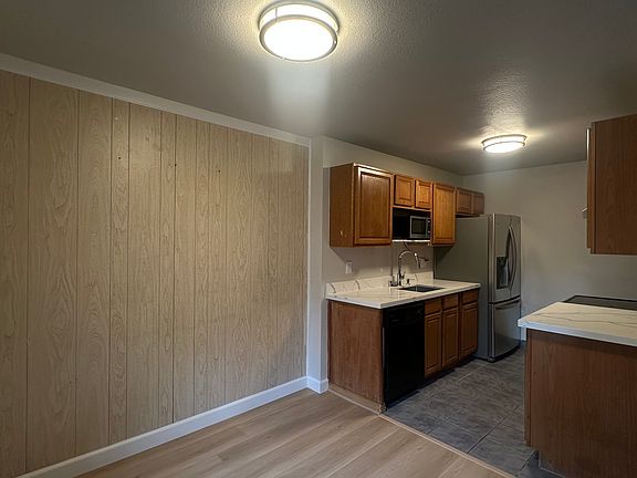 2nd image of 247 N Capitol Ave Unit 141