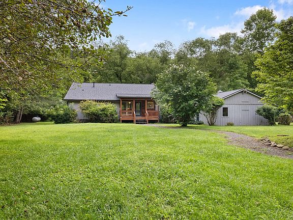 2nd image of 76 Misty River Ln