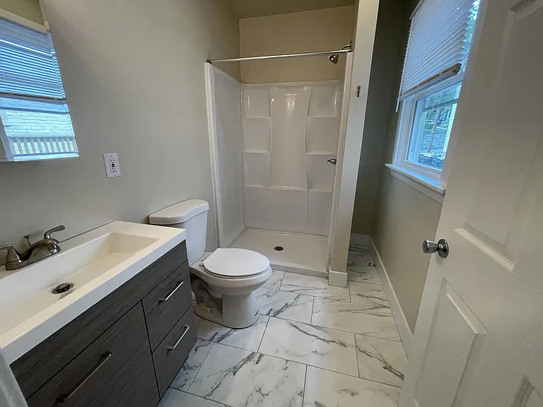2226 Wheeler St — Photo 9