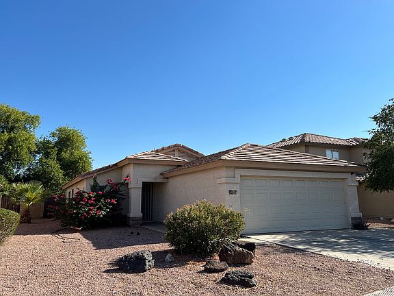 3rd image of 11923 W Columbine Dr