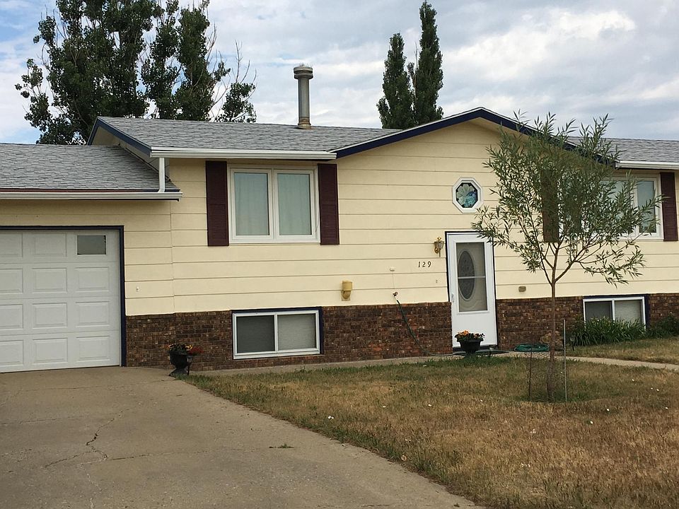 1st image of 129 Haugen Dr S