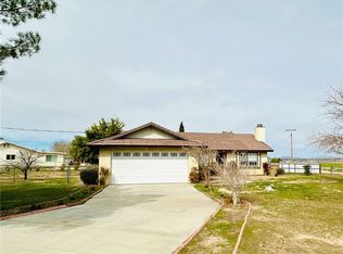 9002 Glendale Ave, Hesperia, CA 92345