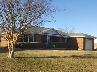 4665 Great Oak Cir, Dalzell, SC 29040