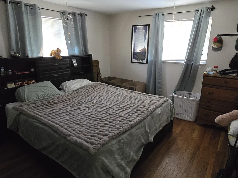 4590 W Dakota Ave — Photo 4