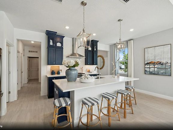 4th image of 312 Baybreeze Ct