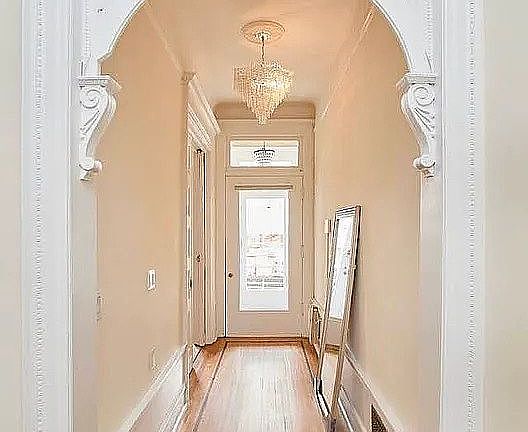 3rd image of 578 W 183rd St
