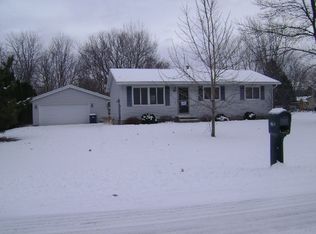 27895 Lacy Ave, Chisago City, MN 55013