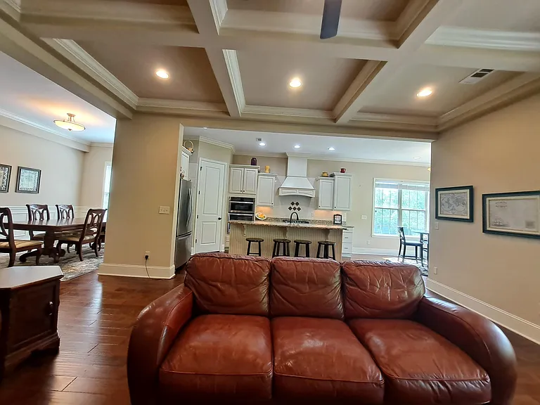 12170 Inglecrest Ln — Photo 8