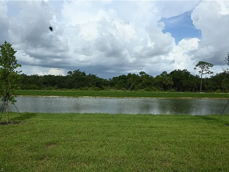 1393 Remington Trace Dr — Photo 16