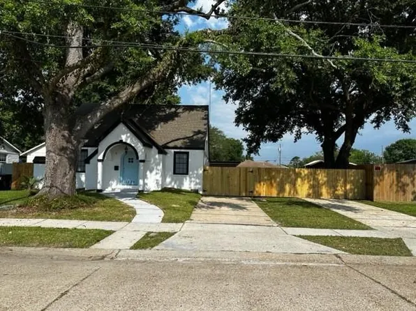 1208 Hudson St, Kenner, LA 70062