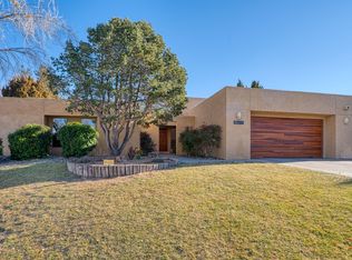 6120 Casa Feliz NE, Albuquerque, NM 87111