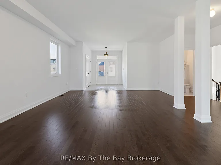 52 Amber Dr — Photo 7