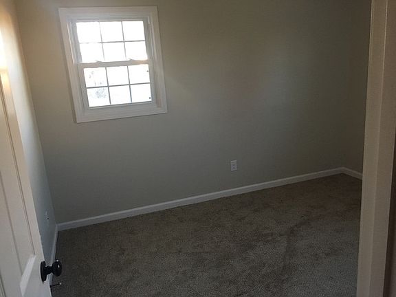 2nd image of 346 Domino Ct W