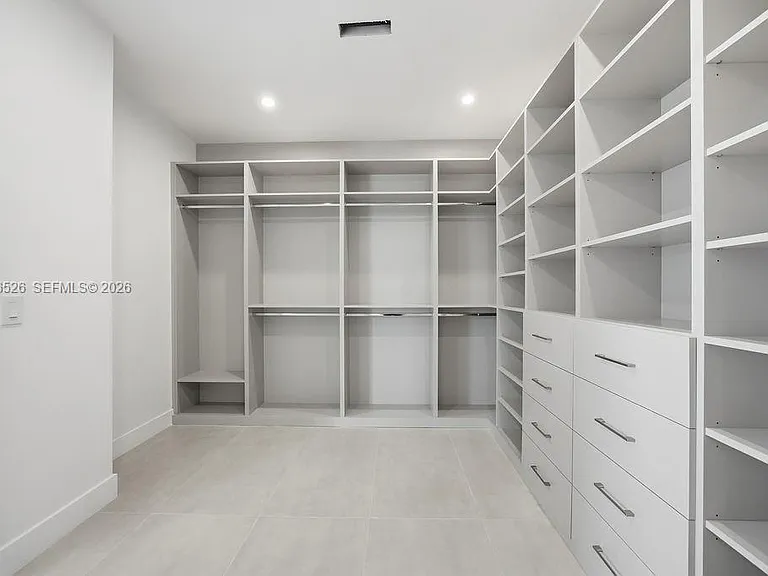 1337 NE 13th Ave #1337 — Photo 28