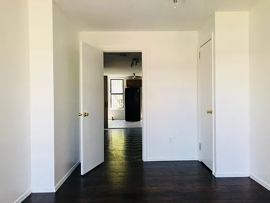 Rented by Nooklyn NYC LLC | media 3