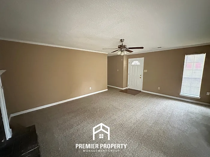 4173 Oak Wind Dr — Photo 2