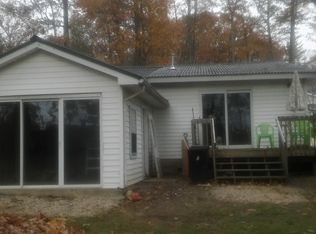 6487 Fern Dr, Lakeview, MI 48850