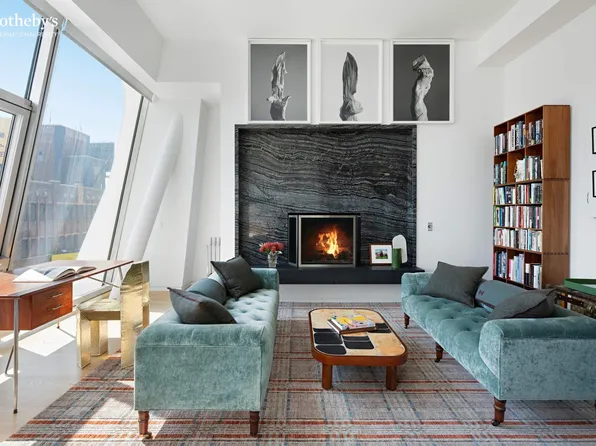 515 West 23rd Street image 12 of 26